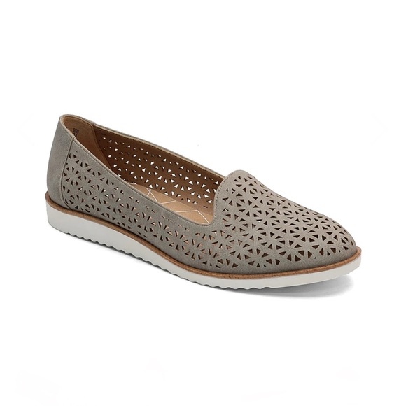 Life Stride Shoes - LIFESTRIDE Gray Lasor Cut Slip-On Zamora Loafer | Size 8.5